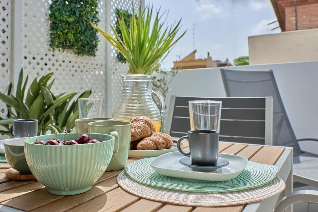 Апартаменти Sunny Cozy Penthouse With A Terrace At Plaza Del Carmen Валенсія Екстер'єр фото